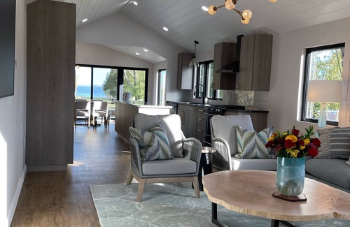 Black Wolf Cottage | Discover the Modern Lake House on Lake Winnebago