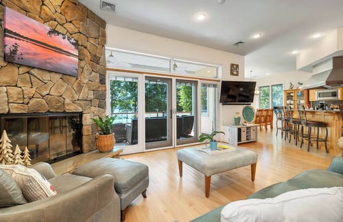 Laconia House | Cozy Lake Opechee Home with Private Beach & Dock Access
