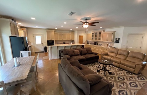 Midnight House | Inviting Lakefront Retreat on Wolf Lake with Breakfast & Pets