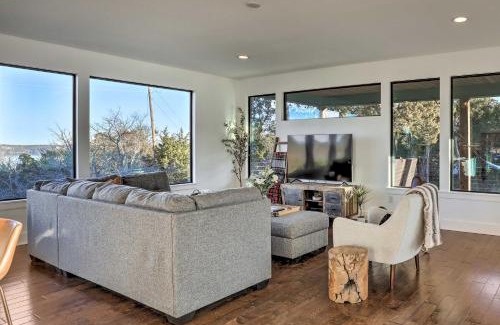 Granbury House | Tranquil Lakeview Hilltop Retreat with Game Garage & Spa