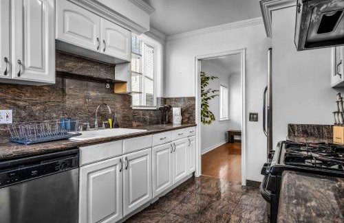 Melrose Apartment | Modern 2-Bedroom Retreat with Pet-Friendly Amenities