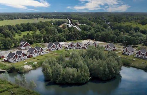 Nordhorn House | Bright Vacation Home with Garden, Spa & High Guest Rating