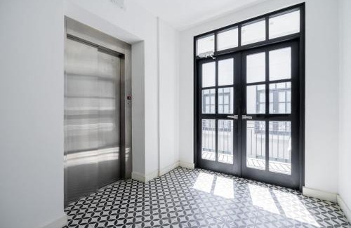 Las Cumbres Apartment | Modern Lofts in Plaza De La Independencia