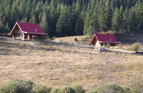 Lumby Apartment | Modern Log Cabin Retreat by a Private Lake with Spa