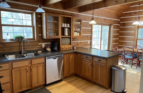 Waupaca House | Top-Rated Modern Log Cabin near Waupaca Chain O' Lakes