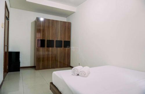 Pluit Apartment | Chic 1BR Condominium Apartment in Green Bay by Travelio