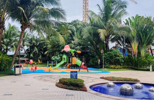 Pinang Apartment | Contemporary Studio at Sky House Alam Sutera Apartment
