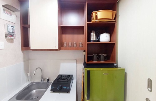 Semarang Apartment | Cozy Studio with Kitchen and Breakfast at Amartha View