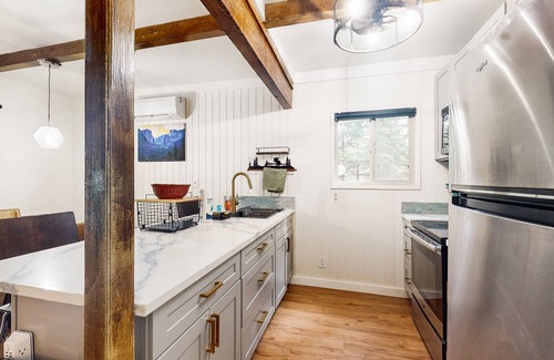 Fish Camp House | Modern Duplex Cabin with Fireplace, Balcony & Spa Amenities