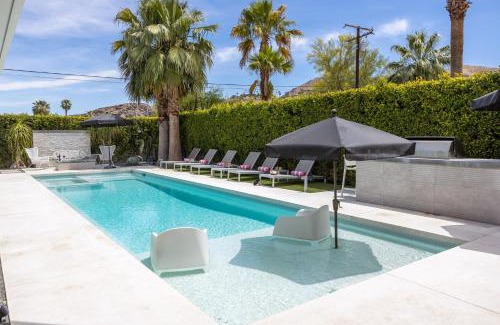 Araby Commons Villa | Family-Friendly Holiday Homes in California, USA