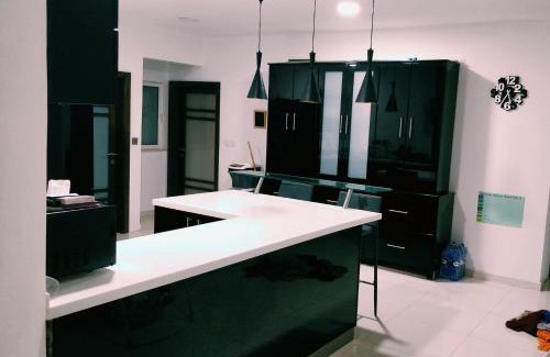 Bellavista Apartment | Spacious Family-Friendly Maisonette with Kitchen Amenities