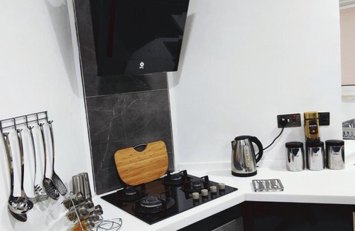 Bellavista Apartment | Spacious Family-Friendly Maisonette with Kitchen Amenities