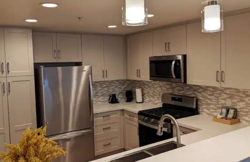Irvine House | Modern Oceanfront Townhome with Pool and Family-Friendly Amenities