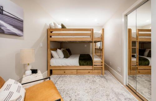 Richmond District Apartment | Stylish 3 BR Getaway Near Presidio & Golden Gate Park