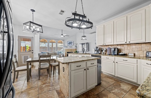 The Colony House | Pet-Friendly 4BR Oasis with Pool & Fire Pit Near Grandscape