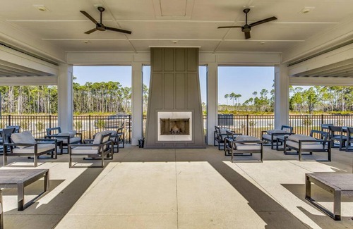 Ono Island House | Modern 4BR Retreat with Pool & Bay Access for Families