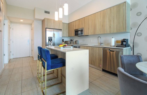 Northeast Miami Condo | Modern Luxury Condo in Quadro – Walk to Wynwood & Design District