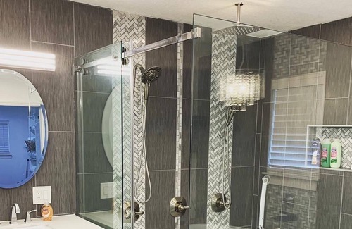 Jacksonville House | Modern luxury HEATED pool home in the heart of JAX