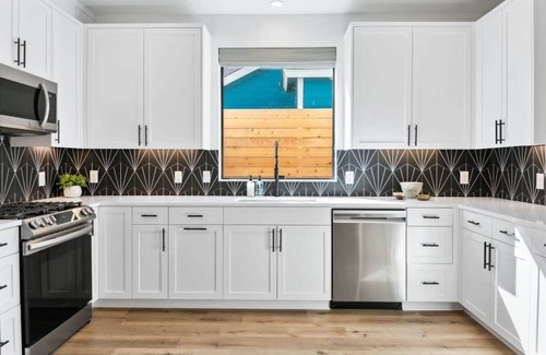 East MLK House | Modern Luxury Homes | Private Pool