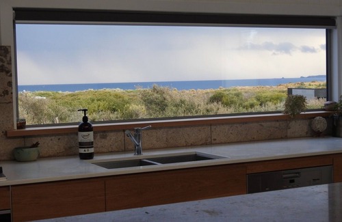 Cape Woolamai House | Elegant Retreat Steps from the Beach with Pool & Breakfast
