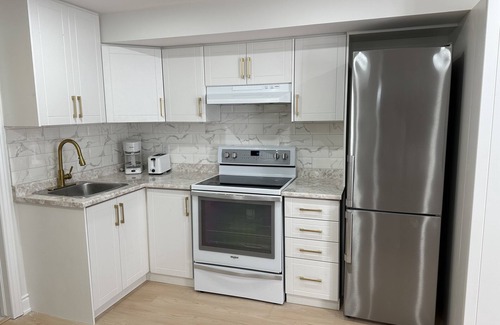 Halton Regional Municipality Apartment | Elegant Stay in Milton: Spa, Breakfast & Top Guest Reviews
