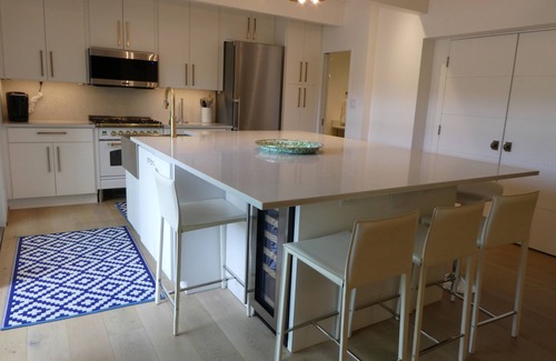 Rio Robles House | Modern Luxury Meets Natural Escape: Ultimate Comfort, SUPs & Close to Downtown