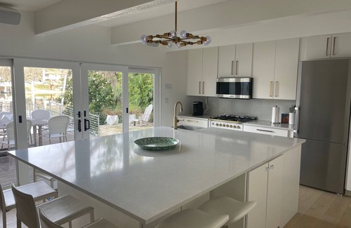 Rio Robles House | Modern Luxury Meets Natural Escape: Ultimate Comfort, SUPs & Close to Downtown