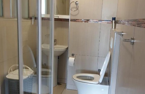 North Beach Apartment | Oceanfront Modern Mangrove Apartment: Rated 9/10 by Guests