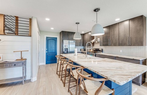 Oceanaire Terrance House | Guest Rated 10/10: Modern Marvel by the Sea with Spa