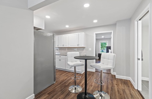 Westland House | Contemporary Elegance in a 3-Bedroom Family Retreat