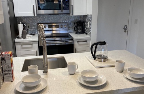 Aventura Apartment | Premier Miami Yacht Club: Pool, Spa & Golf Near Beach