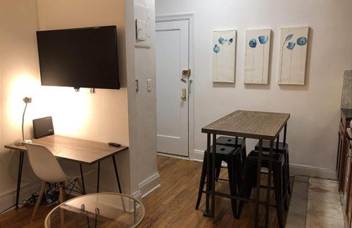 Turtle Bay Apartment | Modern Midtown East Apartments: Family-Friendly NYC Stays