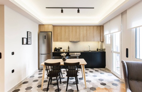 Pangrati Apartment | Modern Minimalist 3BD Apartment in Hilton District Awaits