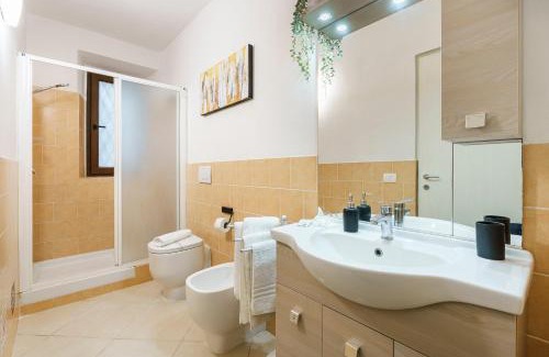 San Jacopino House | Modern Minimalist Loft with Terrace and Parking