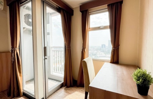 Panunggangan Utara Apartment | Modern Minimalist Studio (No Kitchen) At Great Western Apartment