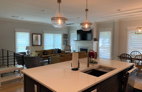 Country Club House | Inviting Modern Home Near Ole Miss - Pet Friendly & Family Ready