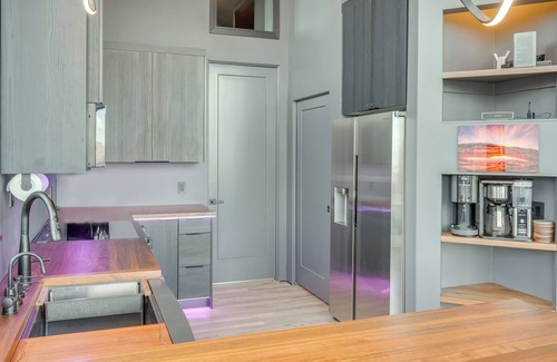 Cedar City House | Modern Mtn-View Retreat, 18 Mi to Zion North