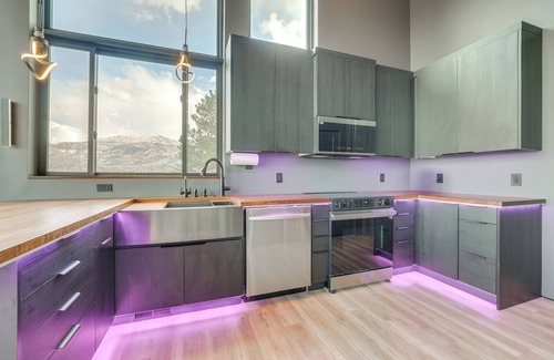 Cedar City House | Modern Mtn-View Retreat, 18 Mi to Zion North