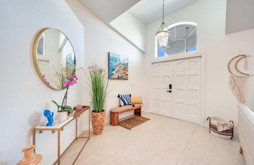 Palm River Estates House | Modern Naples Retreat with Oceanfront Pool & Spa