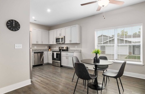 Grandville Condo | Modern 2BR Condo with Garage, Patio & Pet-Friendly Amenities