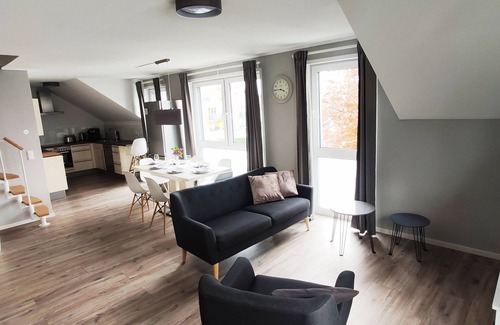 Trossingen Apartment | Modern Apartment with Rooftop Terrace & Cozy Fireplace