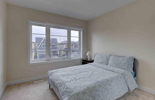 Caledonia House | Modern Pet-Friendly Retreat in Caledonia for Families
