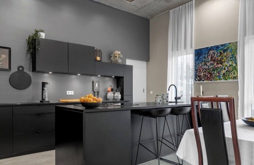 Hveragerdi Villa | Discover Nature: Modern Home with Pool & Family Amenities
