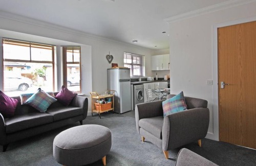 Marybank House | Modern Holiday Home on the Black Isle - Guest Rated 9.4/10