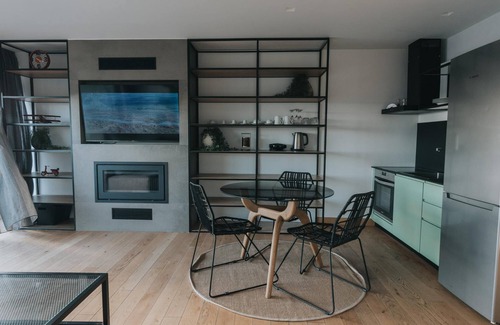Kallithea Apartment | Trendy Oasis with Kitchen & Child-Friendly Amenities