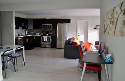 West Sechelt House | Ocean View 2-Bedroom Suite with Pool Steps from the Beach