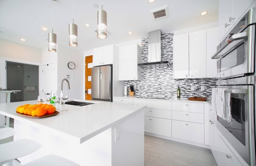 Northwest Point Condo | Oceanfront 1 Bdr Condo with Pool and Diving Access