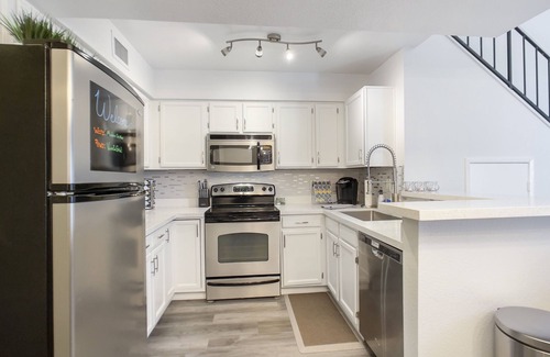 Mesa Grande House | Modern May Retreat ★ Top-Rated with Pool & Pet-Friendly Perks