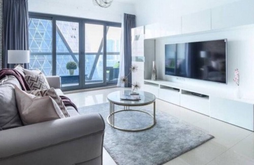 DIFC Apartment | Stylish One Bedroom Apartment in DIFC with Pet-Friendly Amenities