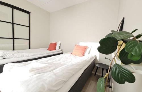 Kallio Apartment | Modern One-Bedroom with Sun Balcony, 9.5/10 Rated Stay